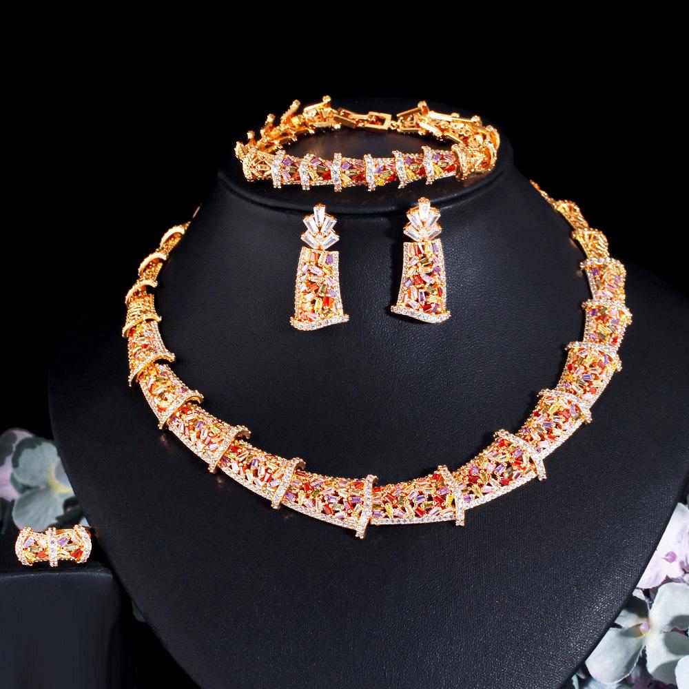 

Цветной циркон Набор Цепь Свадебное платье Нежное Ожерелье Серьги Кольцо Браслет Набор из четырех предметов