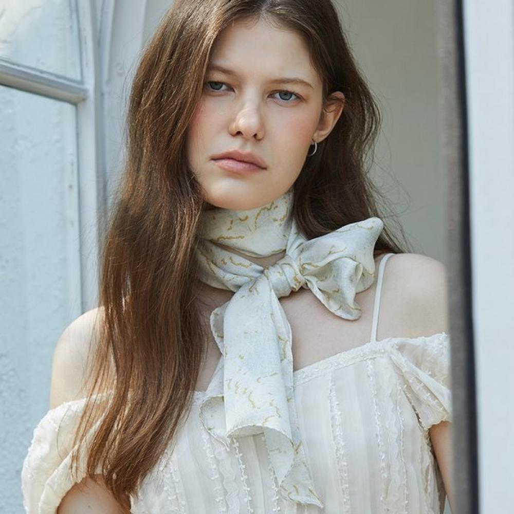 Ana Maison Creamy Cloud Silk Long Petit Scarf Pml 1422