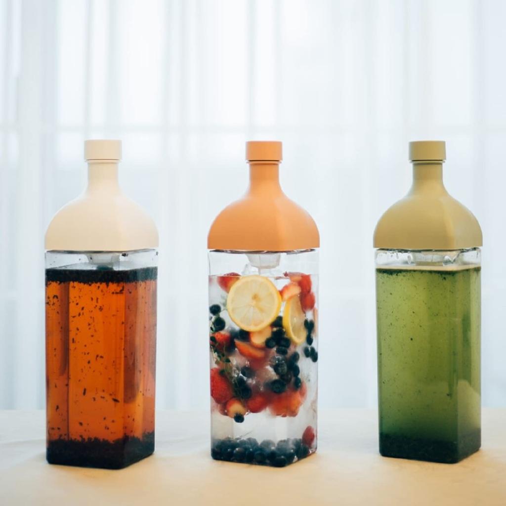 Hario Kirk Bottle, 1200ml, Smoky Green, Resin, Vertical and Horizontal, with Tea Strainer, Made In Japan, KAB-120-SG