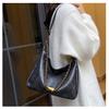 IELGY Korea Underarm Bag Trendy Retro Tote Bag Casual All-Match Chain Shoulder Messenger Bag