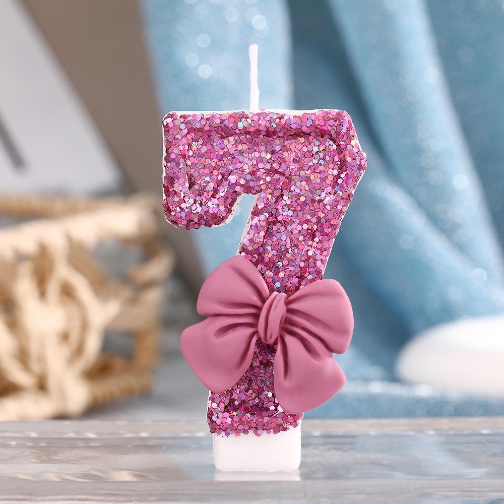 

Мечтательные фиолетовые свечи-цифры с бантом для женских тортов на день рождения