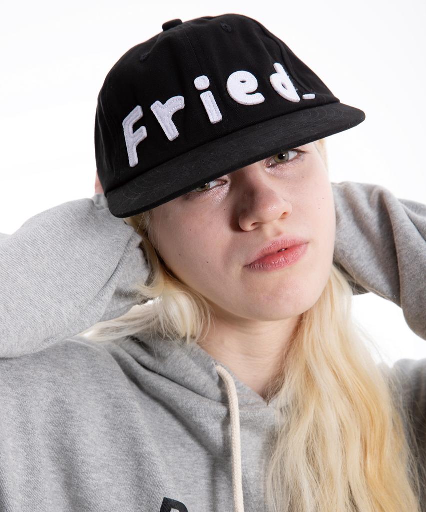 Peulaideihasdogeu Fried Cap Black