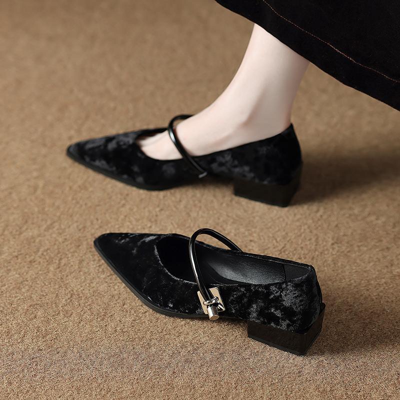 73598-10 Neue Schuhe im chinesischen Stil mit kleinem Absatz für Damen, Temperamentvoll, Senior, Mary Jane Schuhe für Frühling und Herbst 2025