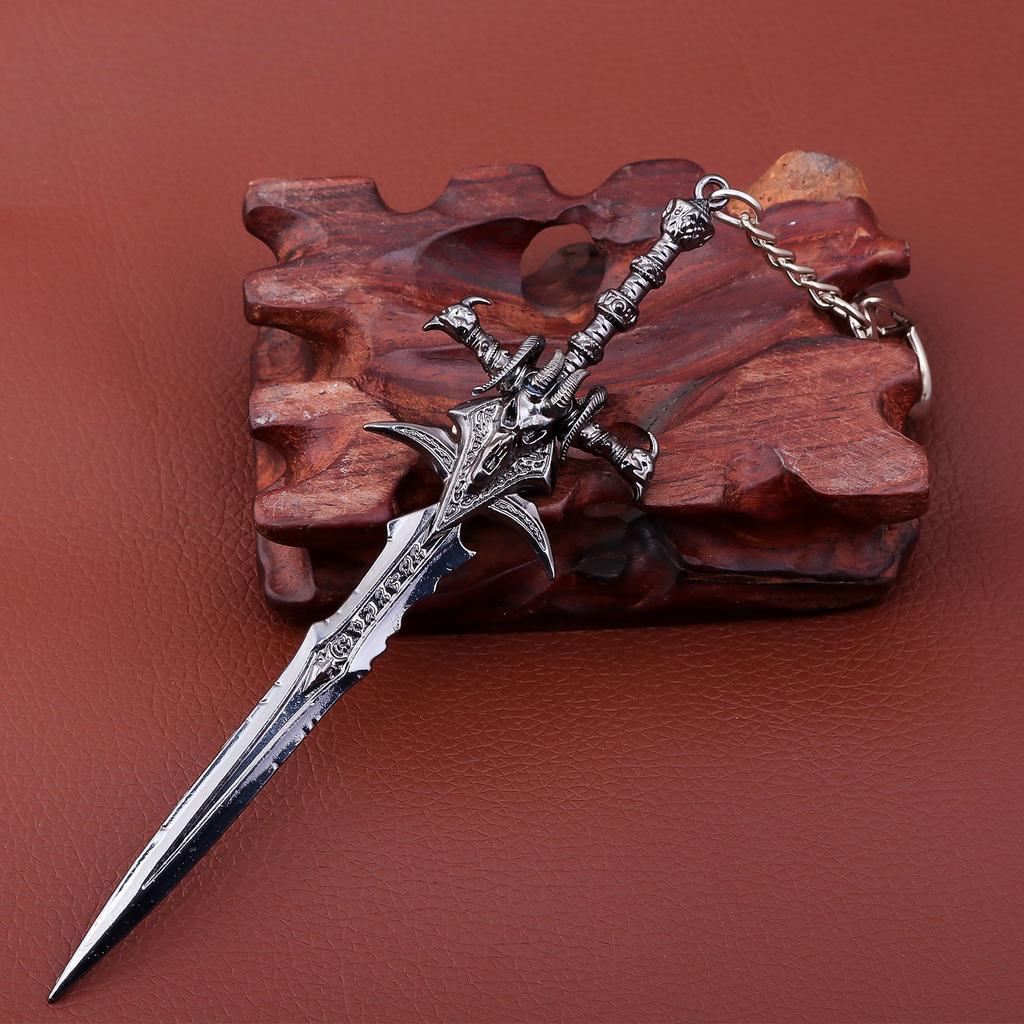 World Of Warcraft Frostmourne Weapon Keychain Lich King Alloy Sheep Head Swords Game Peripheral Keychain For Fans Jewelry Gifts