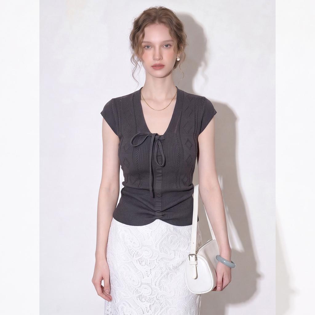 Grey v-neck lace-up small fly-sleeved front shoulder top women's summer ice silk knitted huge good-looking slim-fitting short-sleeved t-shirt