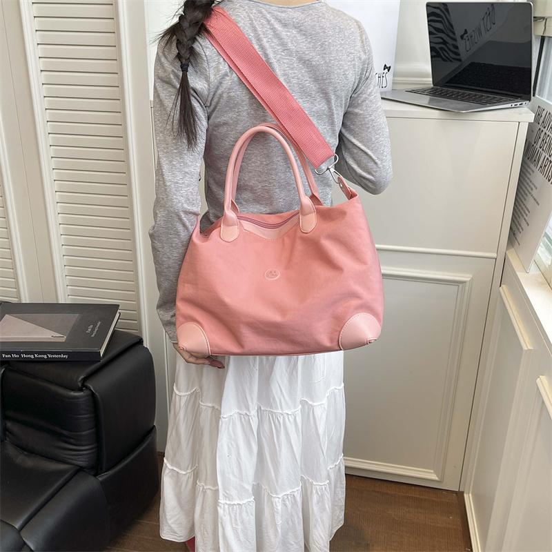 Short Distance Travel Bag Women's Large Capacity Lightweight Luggage Bag Waterproof Gym Bag