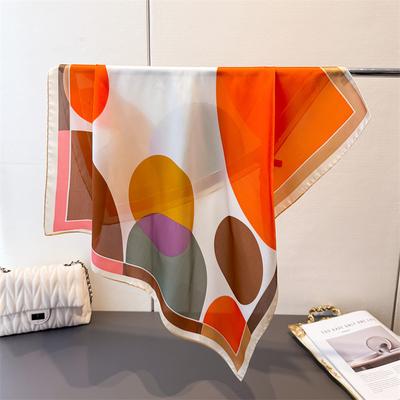 Luxus-Print 70cm Quadratische Schals Damen Seidenschal Bandana Kleine Krawatten Haarbänder Sommer Hijab Foulard Schal