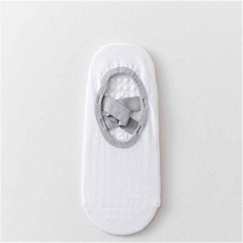 1 Pair Women Nonslip Grip and Straps Bandage Cotton Yoga Socks Low Cut Socks for Pilates Barre Ballet Barefoot Workout