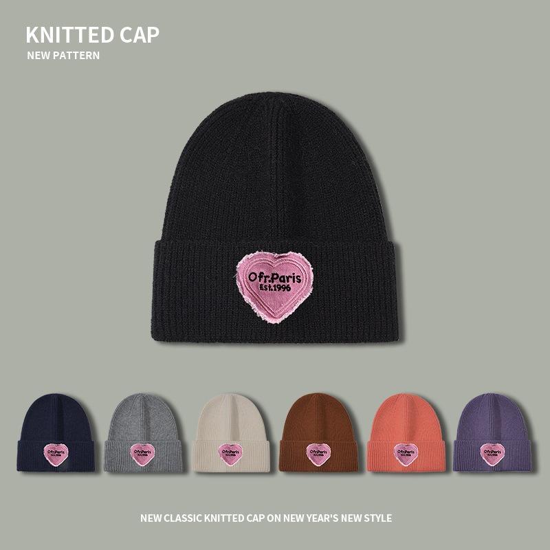 Big head circumference cartoon love plush hat, thickened warm ear protection in autumn and winter, small wool cold hat