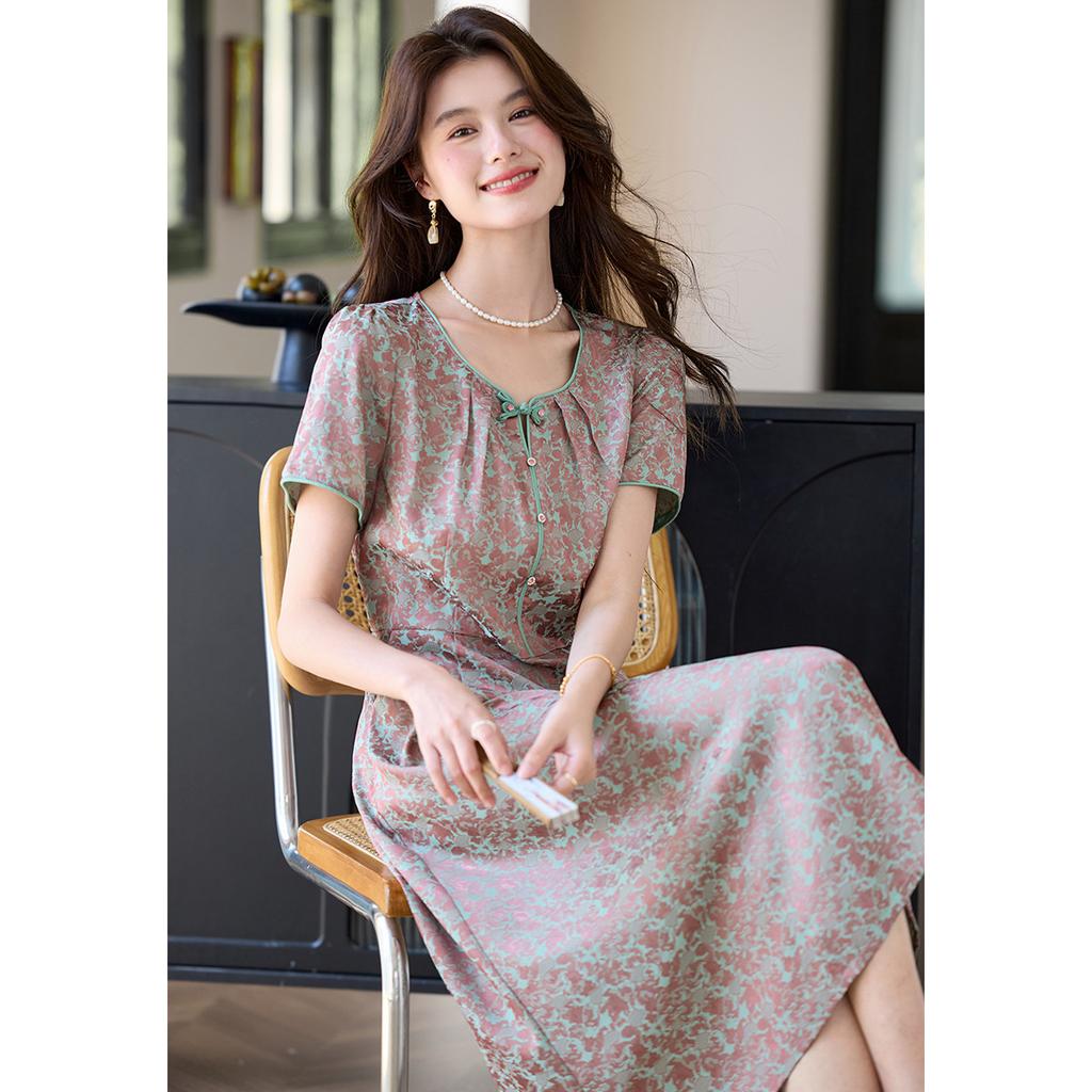 New Chinese Style High-end and Elegant Dress for 2026 Summer, Comfortable, Casual and Elegant for Women, Slimming Down with a Mid Length Skirt