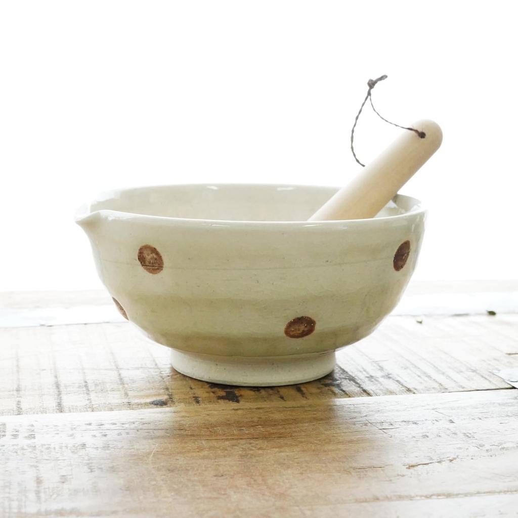Fukubeya Retro and Cute Polka Dot Sesame Mortar, 18cm Diameter, with Pestle - Rustic Ceramic Design That Blends In with Your Kitchen (Hiwa Polka Dot)