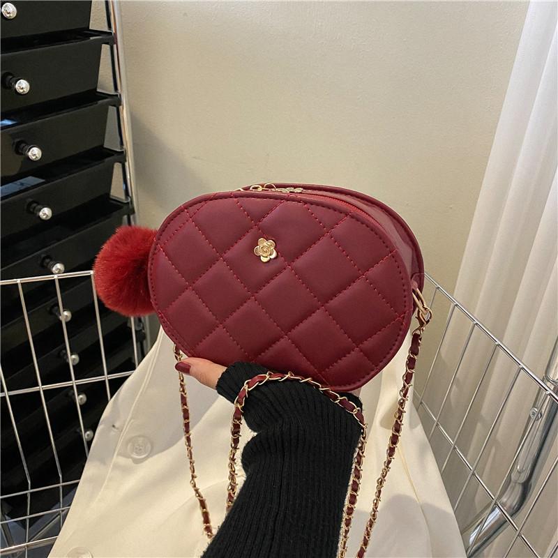Rhombus embroidery thread small bag women's 2025 early autumn new casual fashion chain single shoulder solid color crossbody oval bag