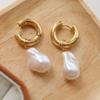 Hypoallergene Designer Barockperlen-Ohrringe Trendige Edelstahl 18 Karat Goldbeschichtete Statement-Creolen Damen