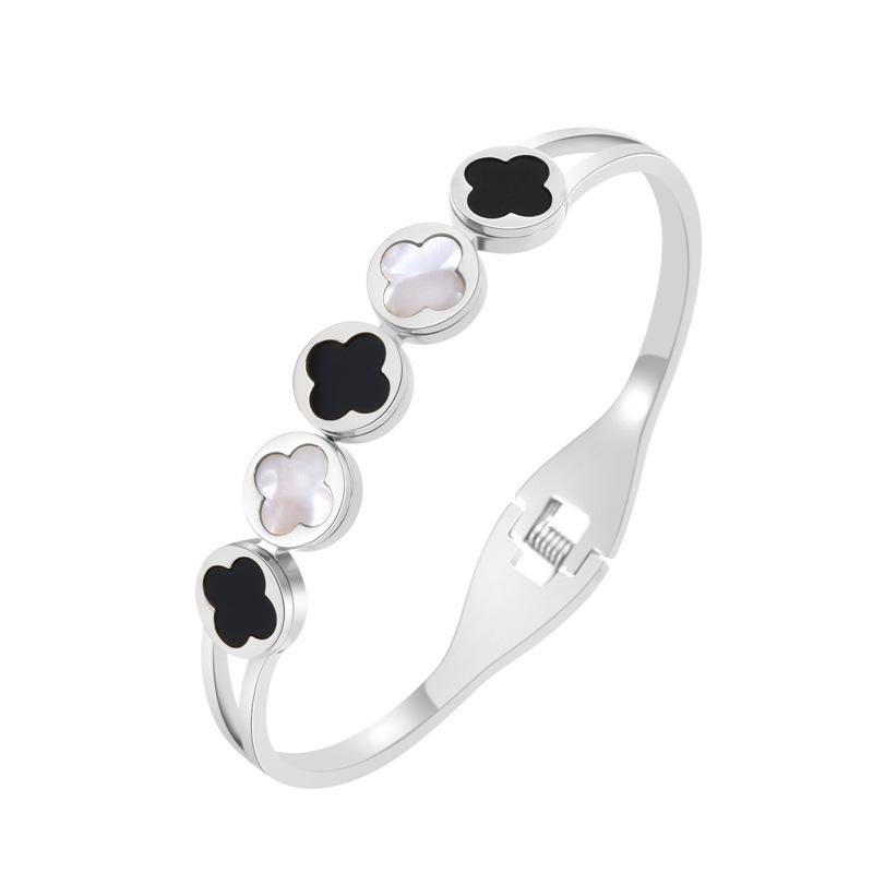 

Браслет из нержавеющей стали 18 карат с черным и белым перламутром и браслетом-открывалкой в виде клевера