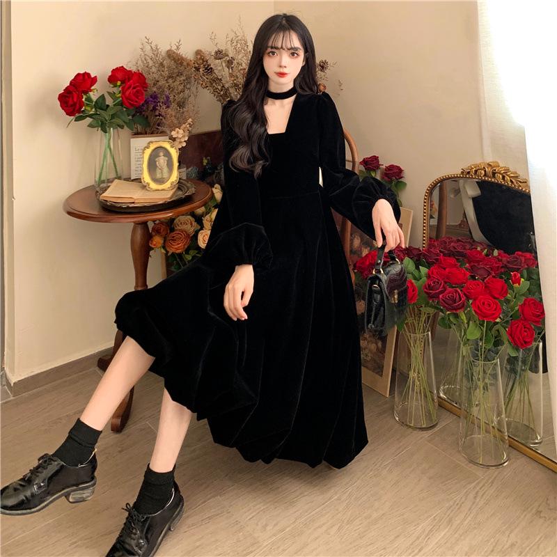 Plus Size Velvet French Lace-Up Bow Long Black Dress