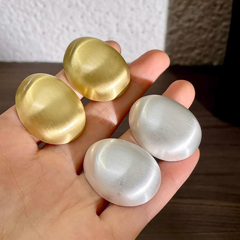 Vintage Minimalist Ladies Accessories Elegant Jewelry Matte Frosted Metal Brushed Oval-shaped Geometric Earrings Tide Cold Earrings Female