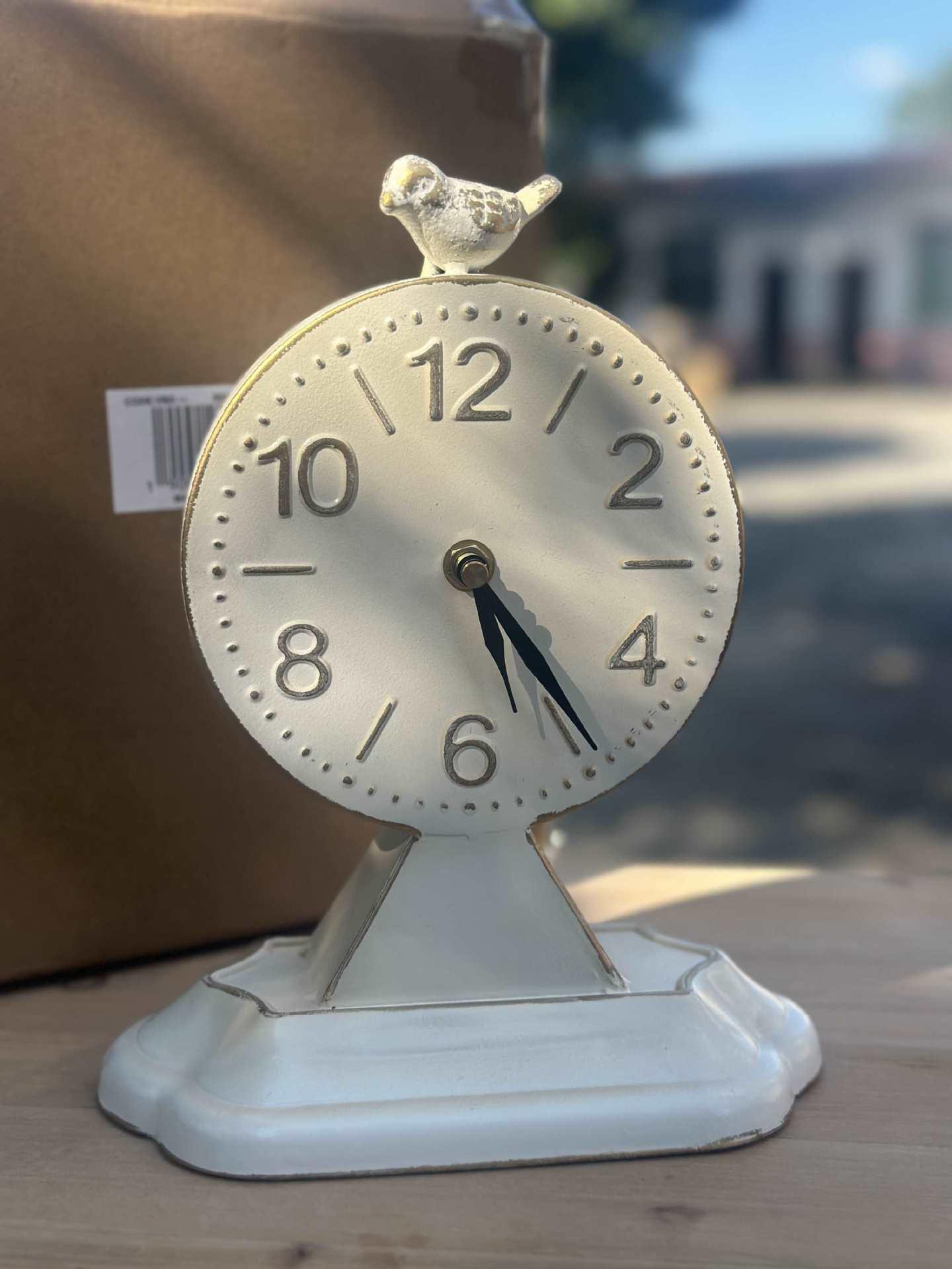 Super French Country Style Wrought Iron Retro Bird Clock - Small Antique Desk Clock Other