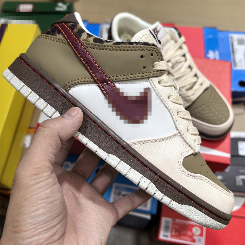 [In Stock] Original High Version Dunk SB Low Red Brown Leopard Print Sports Shoes