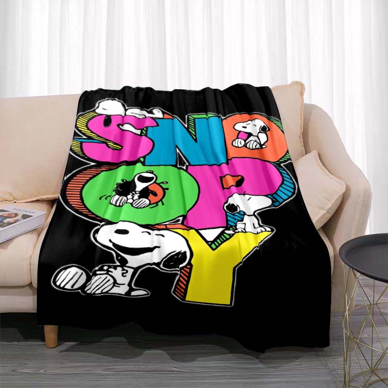 Warm blanket, Snoopy cartoon pattern, comfortable nap blanket, soft and skin-friendly, a great gift for friends and family.
