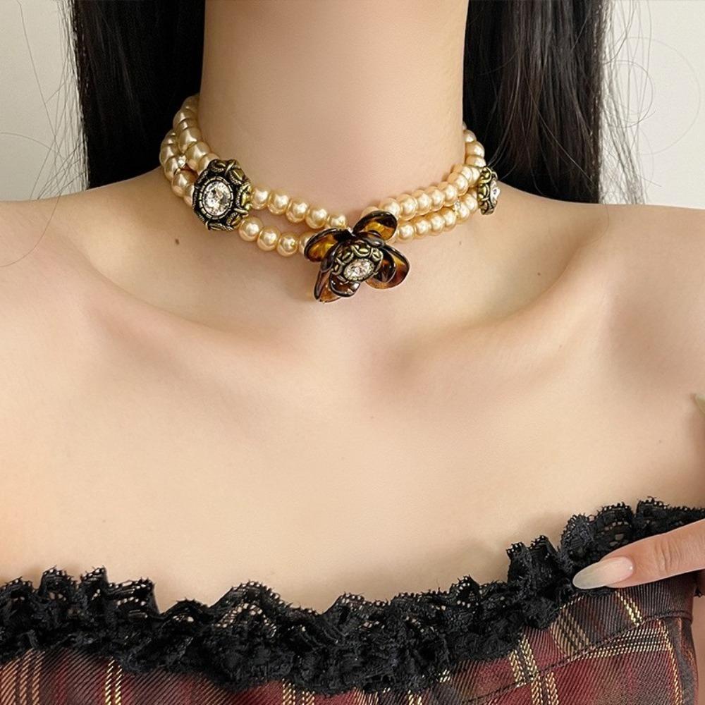 Vintage Pearl Beaded Choker Leopard Clavicle Chain Sweet Flower Heart Necklace  Women