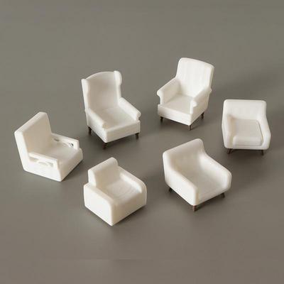 Miniatur-Creme-Puppenhaus-Sofa - Realistisch 1:12 Möbelmodelle für Puppenhaus.