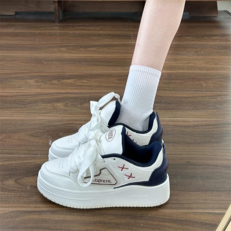 2025 new spring versatile platform bread shoes ins new Chinese street photography college style casual skateboard shoes