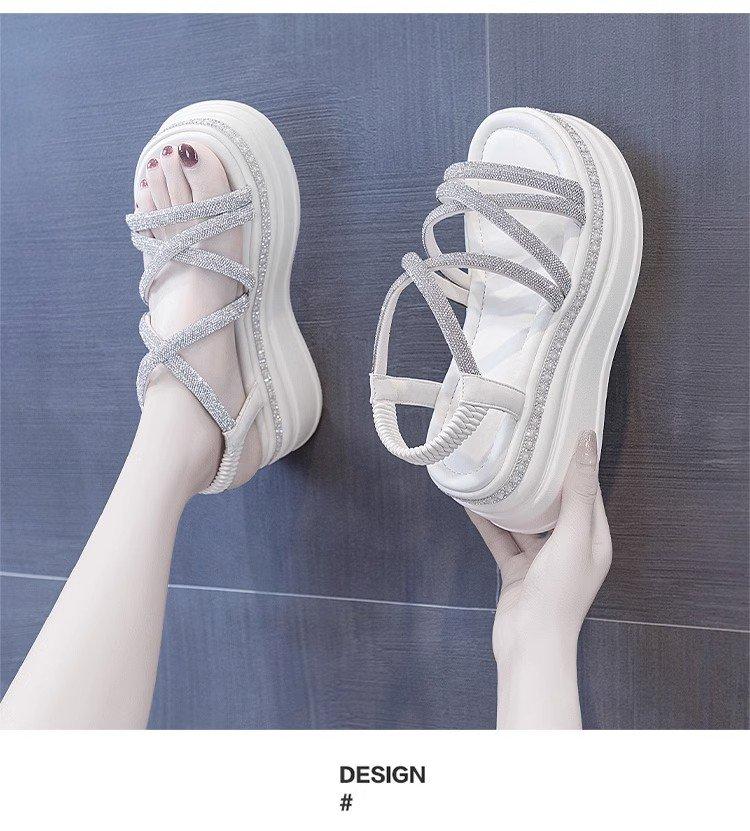 Modne Gorące Damskie Sandały na Platformie Bling Nowe Lato 7CM Wysokie Obcasy Pani Kryształowe Koturny Buty do Chodzenia po Plaży Kapcie Sandalias Mujer