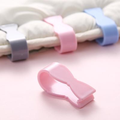 6 adet Yorgan Battaniye Klipsi Plastik Battaniye Sabitleyici Kelepçe Yeniden Kullanılabilir Örtü Yorgan Çarşafı Sabitleme Uyku Kaydırmaz Cihaz İnce Battaniye İçin