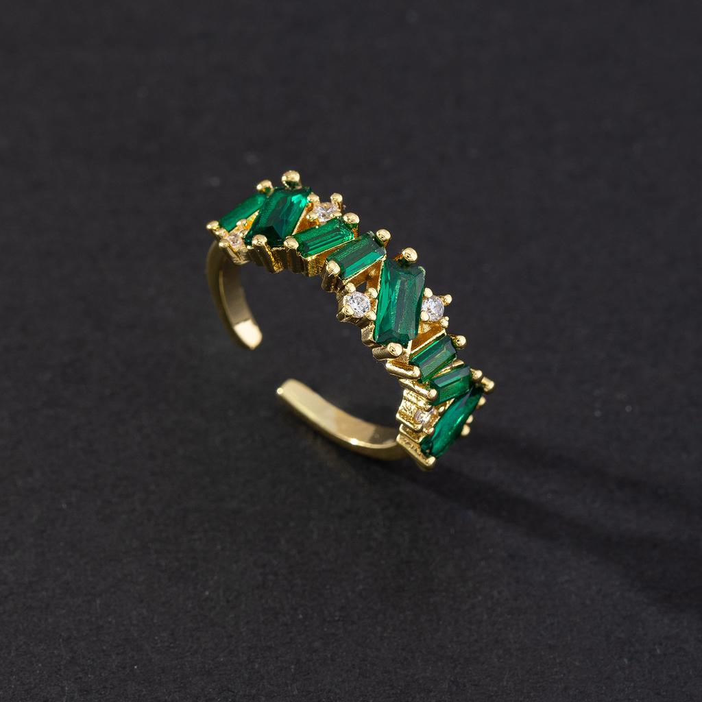 Vintage grandmother green gemstone ring zircon eye snake metal ring niche design temperament open ring