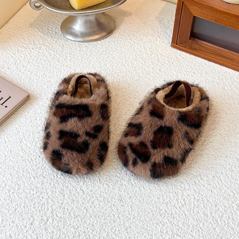 Children's cotton slippers Winter leopard print slippers Student leisure one-footed cotton tow classmate baby fluffy shoes