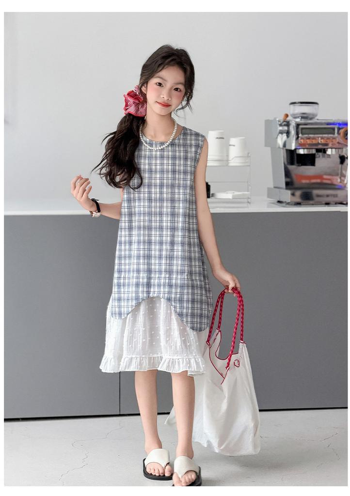 Girl's Sleeveless Plaid Dress