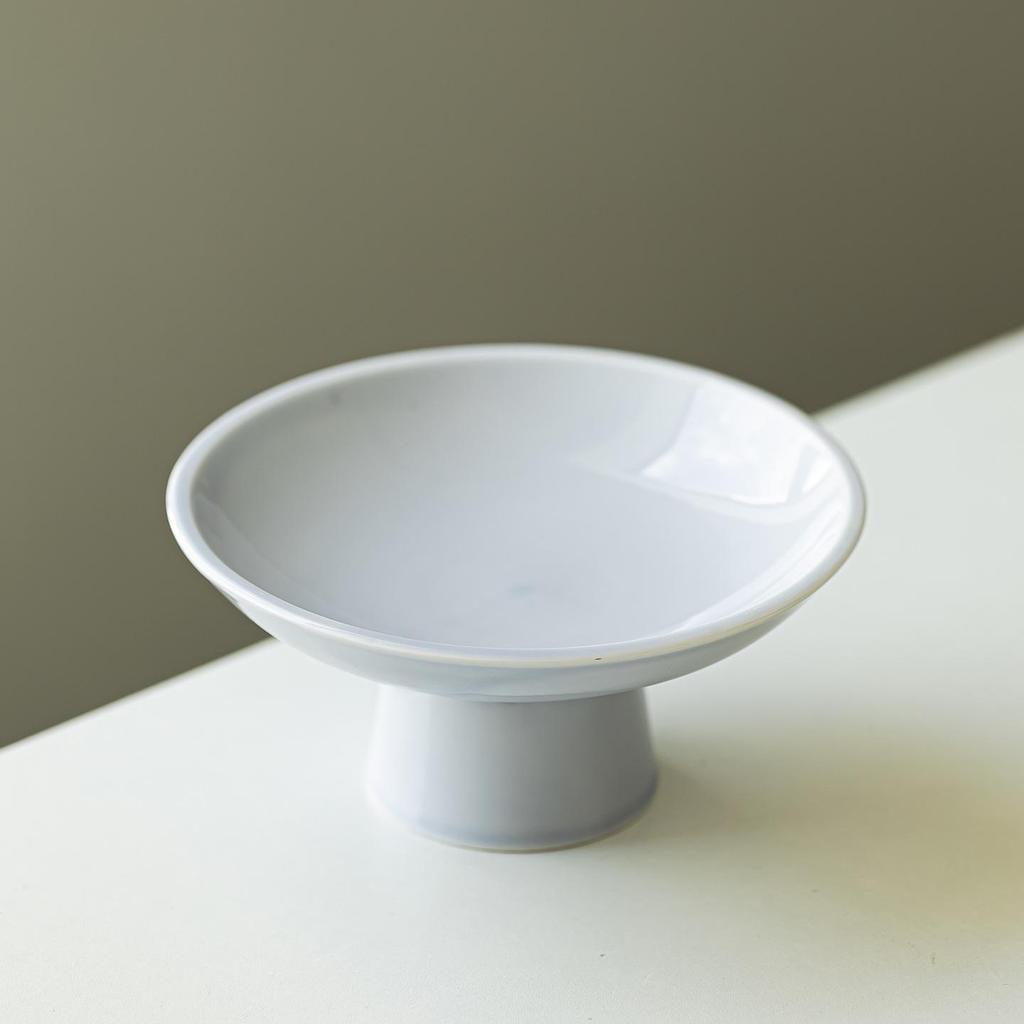 Elegant Ceramic Fruit & Dessert Plate with High Base – Luxurious Tableware for Cold Dishes