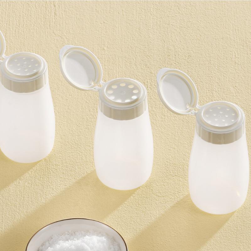 Kitchen Plastic Spice Bottle Barbecue Seasoning Bottle With Lid Salt Pepper Shaker Pepper Shaker Dustproof Mini Seasoning Jar