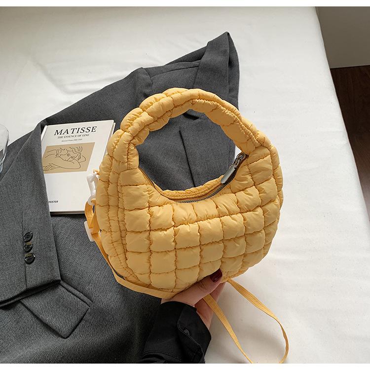 Bubble cotton bag Korean version trendy fashion dumpling bag 2025 summer new cotton clothes pleated rhombus shoulder bag