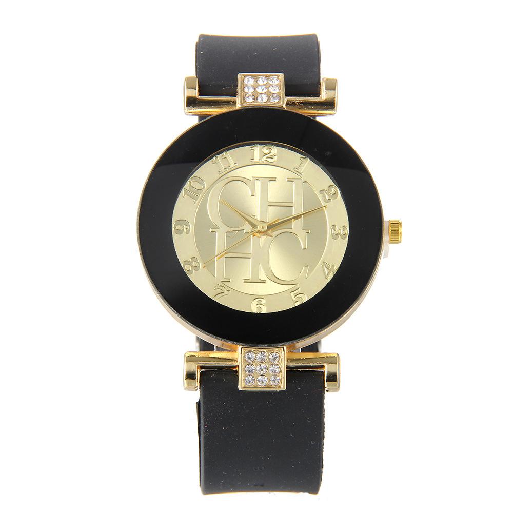 New Fashion Simple Women Watches Black White Quartz Watch Minimalist Design Silicone Strap Wristwatches Men Women Creative Watch