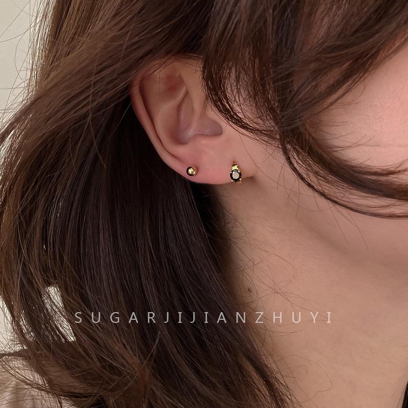 Trendy Zircon Ear Clips: Cool Style, High-End Design for Women