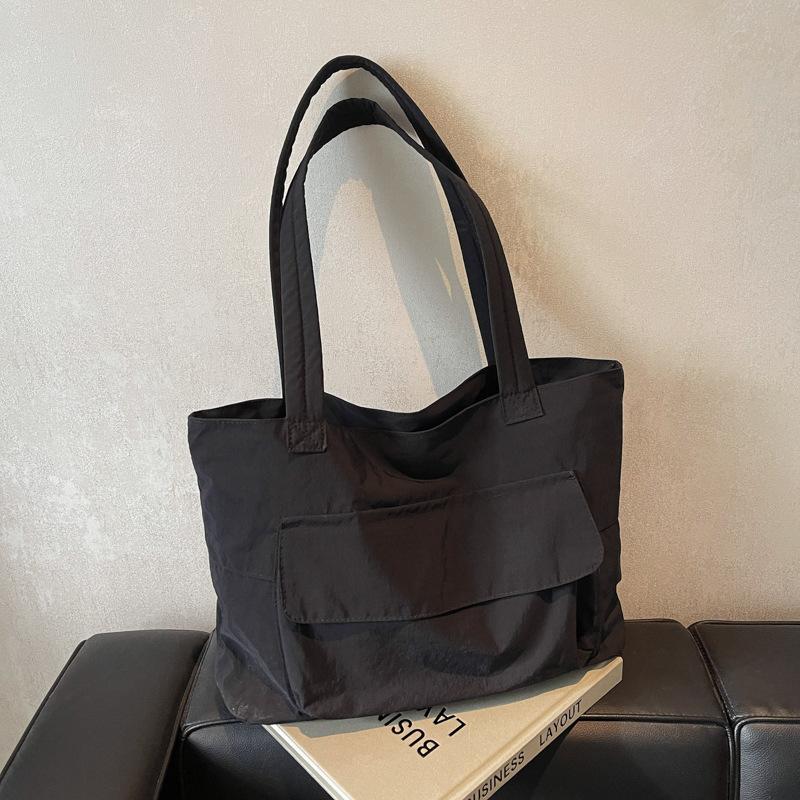 Simple and Lightweight Autumn and Winter Large-capacity Student Class New Tote Bag Women's Solid Color Versatile Casual Commuting Shoulder Bag