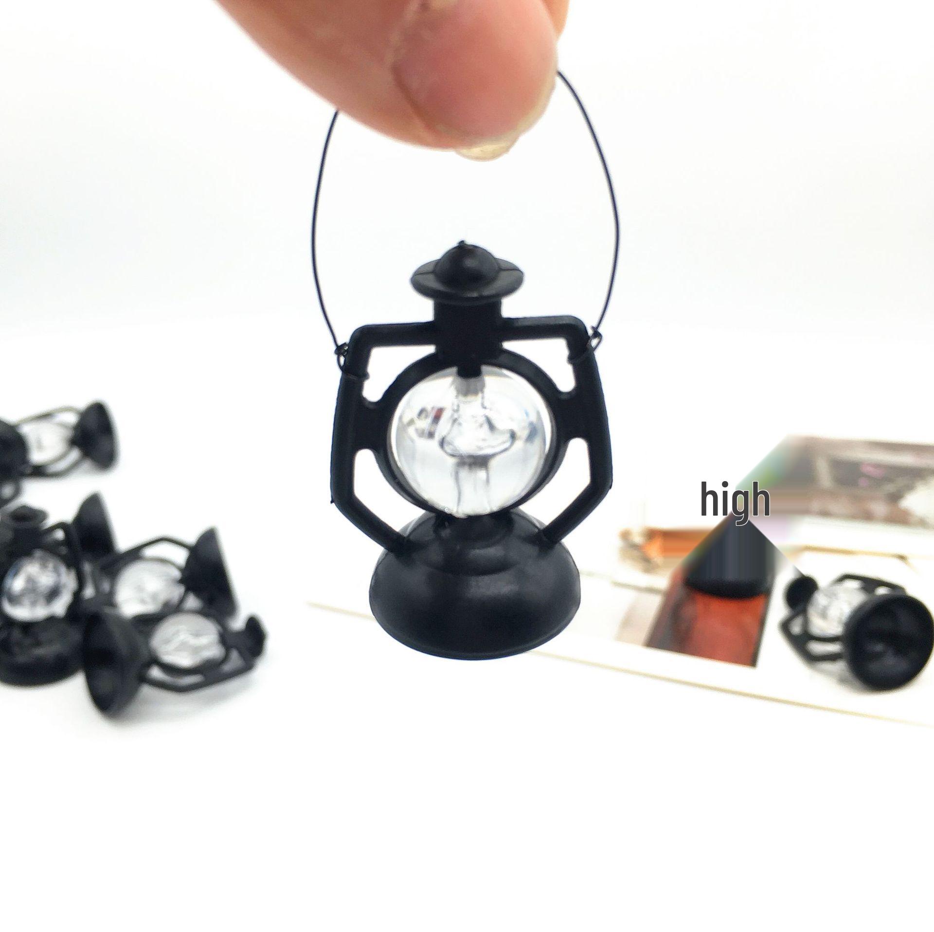 

Miniature Dollhouse Retro Kerosene Lamp Ornament