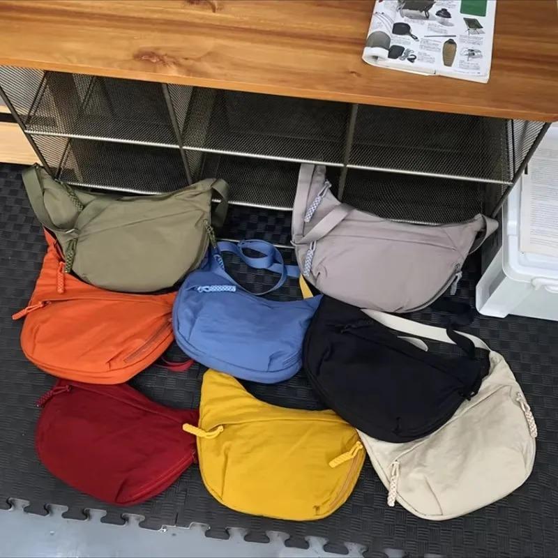 Fashionable and Minimalist Nylon Shoulder Bag High Capacity Women's Crossbody Messenger Leisure Versatile Purses Totes Hobos Bag