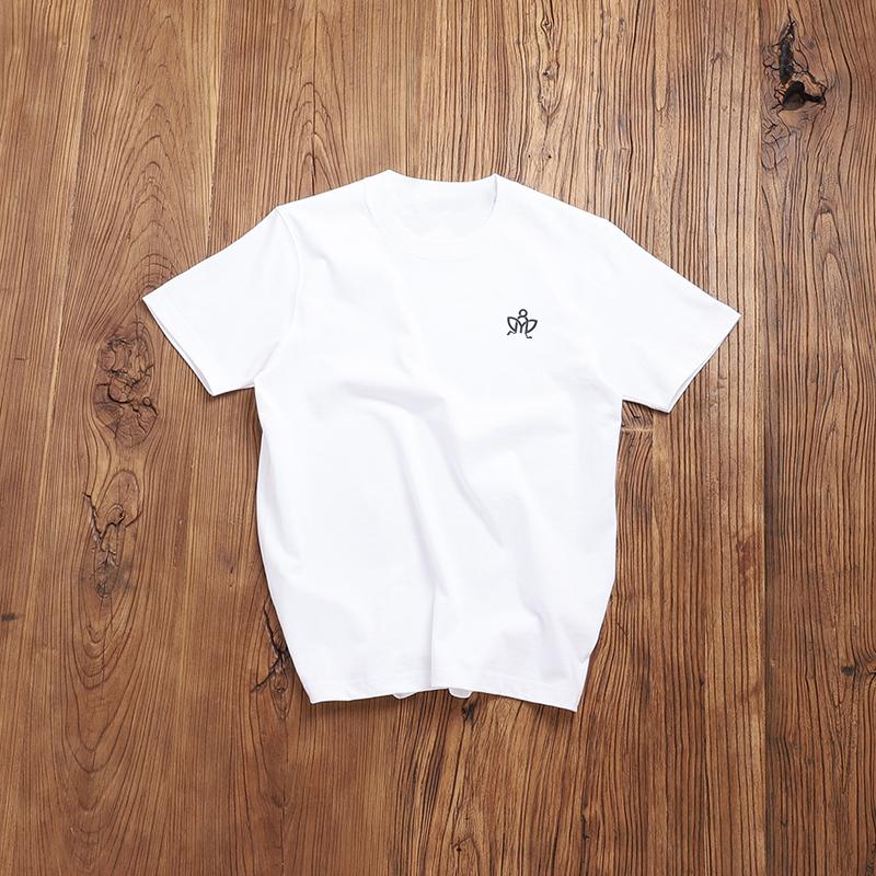 2025 New Essential Cotton Unisex T-Shirt Fashion Printing Soft Breathable Crew Neck Fashion Men's and Women's T-Shirts One Piece