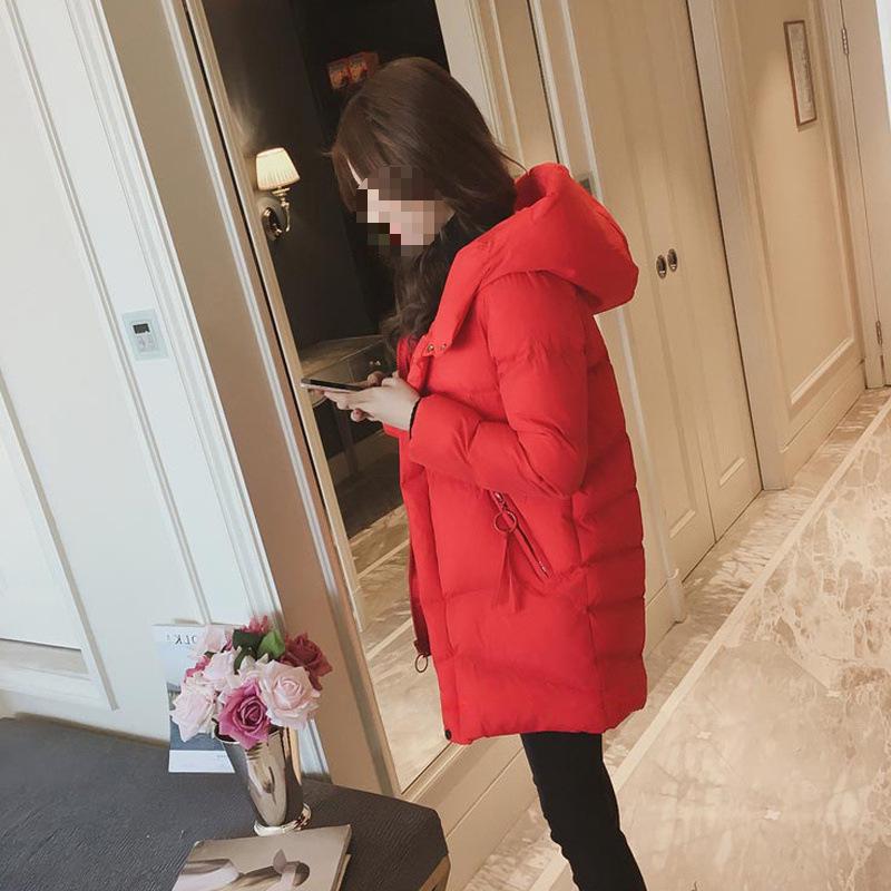 

Женская зимняя куртка средней длины с хлопковой подкладкой 2024 года, стиль харадзюку, корейский стиль, приталенная и утепленная для студентов M (95-110 jin) красный