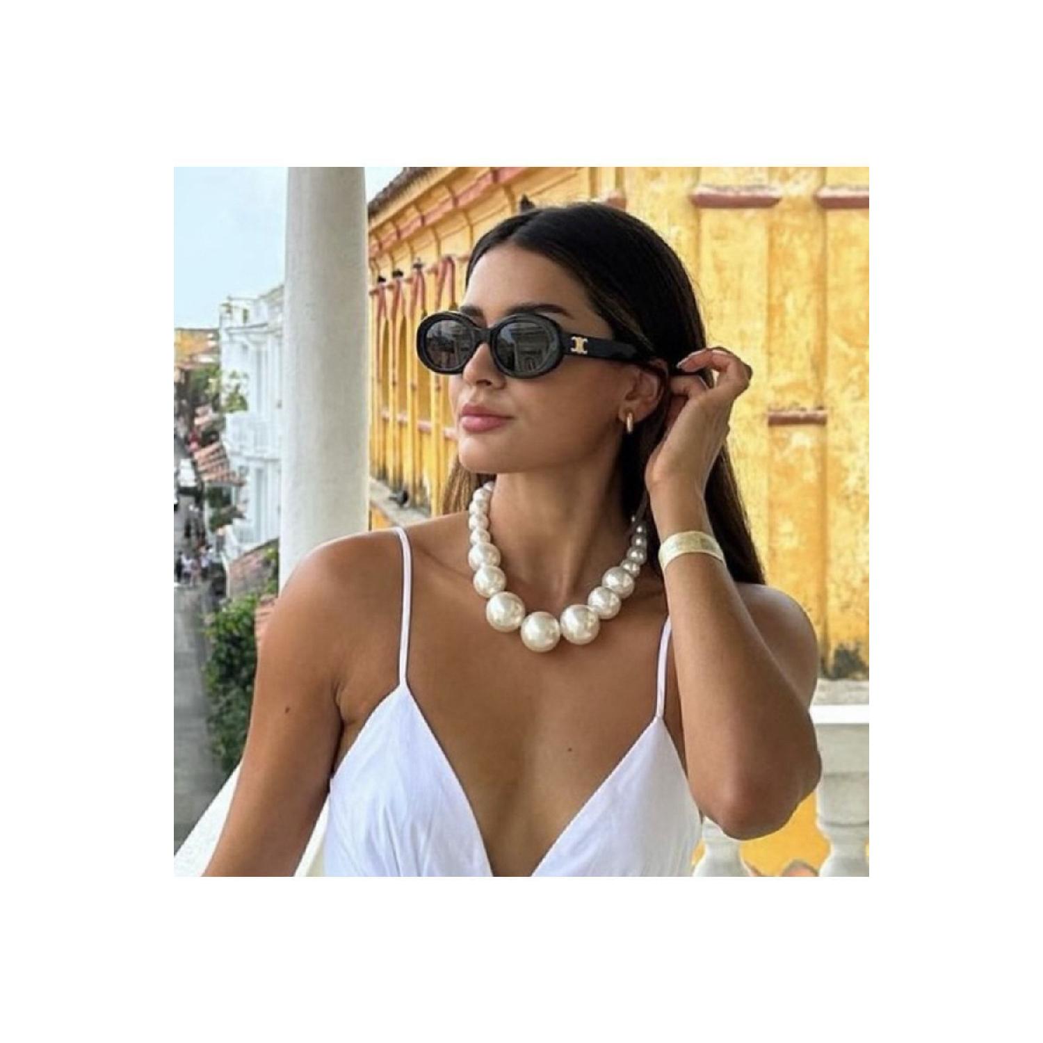 

Pearl Necklace екрю