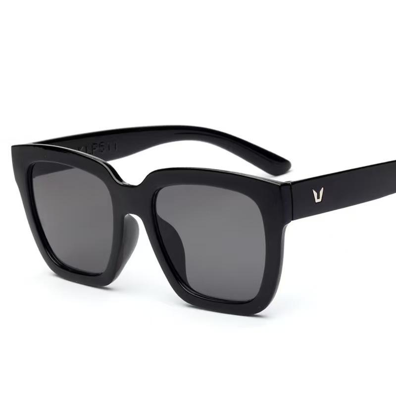 New Big Frame Vintage Sunglasses Women Men Brand Square Sun Glasses Retro Eye Glasses Goggle For Male Female Outdoor Eyewear