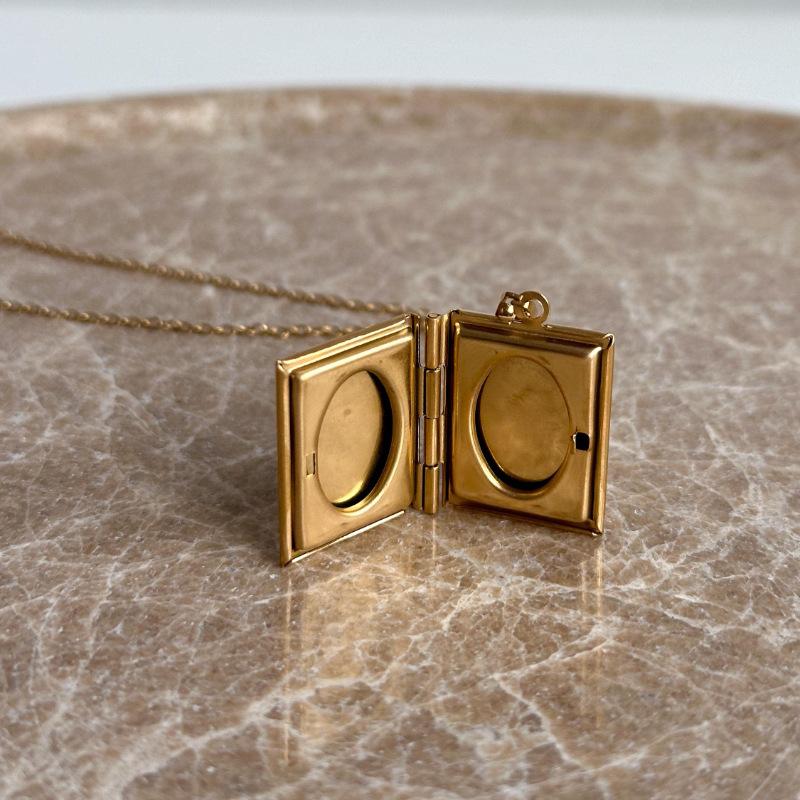 Gold Star Map Character Book Necklace Vintage Openable Pendant Niche Design Clavicle Chain