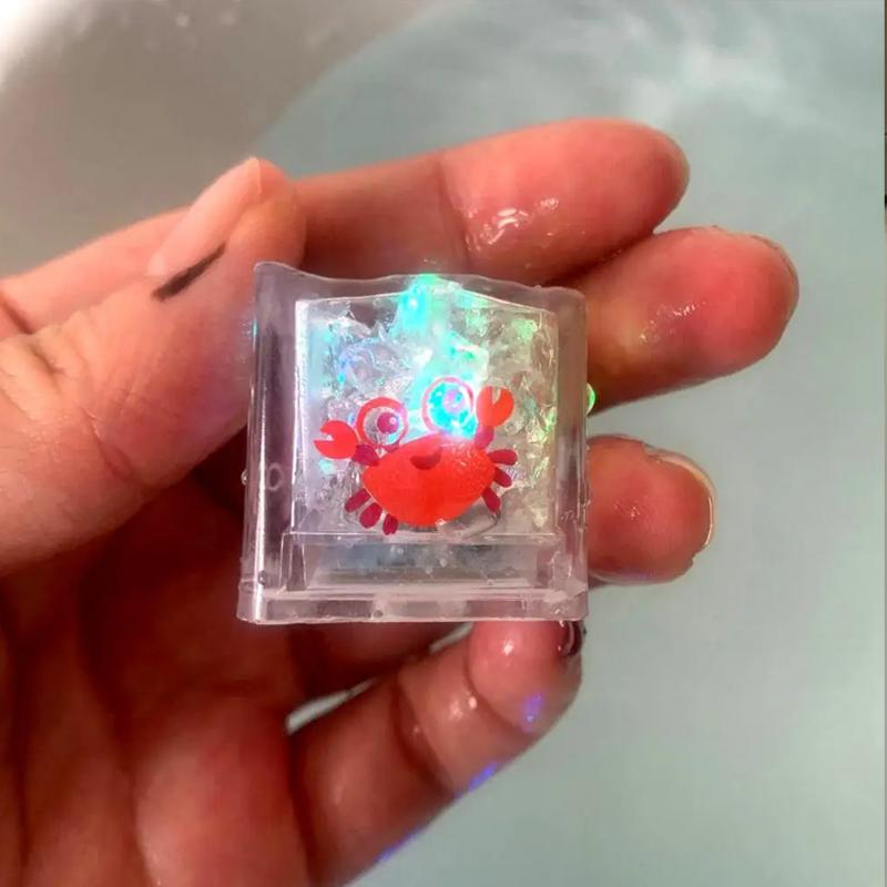 8PCS Animaux Marins de Dessin Animé Glaçon Lumineux Jouet de Bain LED Coloré Jouet Lumineux Sensible au Toucher