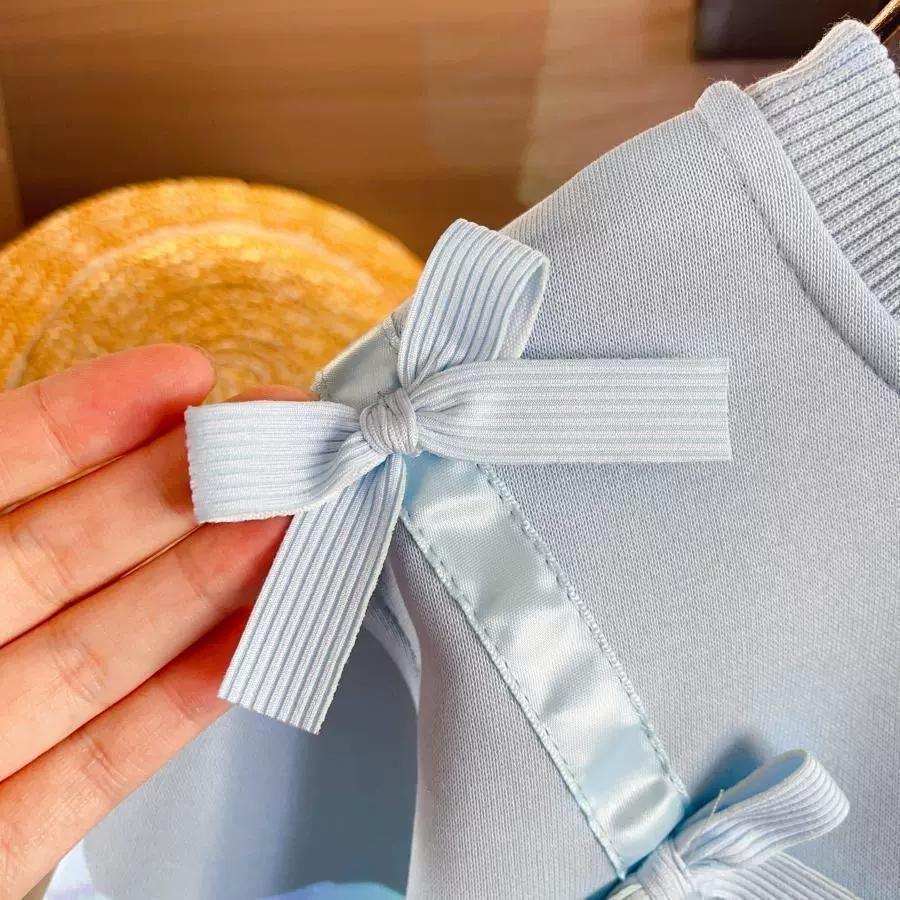 Frühlings- & Herbst-Schleife Langarm-Sweatshirt mit Faltenrock für Mädchen