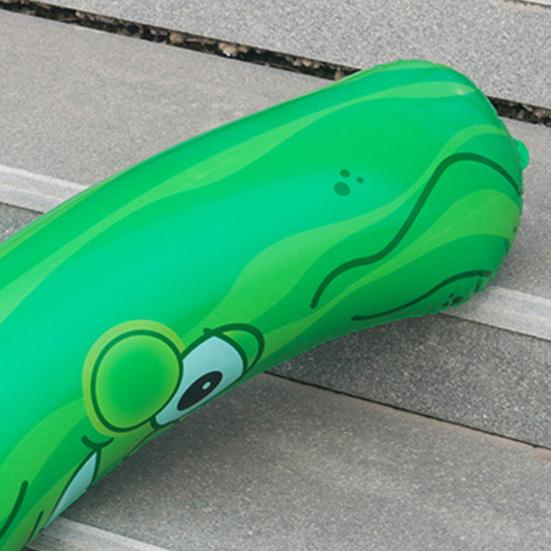 Giant Inflatable Pickle Toy Summer Kimchi Pool Float Fun Kimchi Party Prop Fun Novelty Gifts for Kimchi Lovers