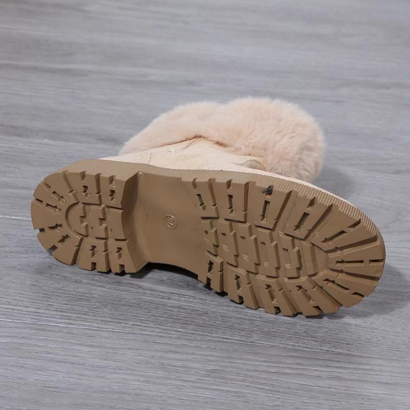 Large size snow boots for women's autumn and winter new velvet thickened short tube British style Martin boots and cotton shoes