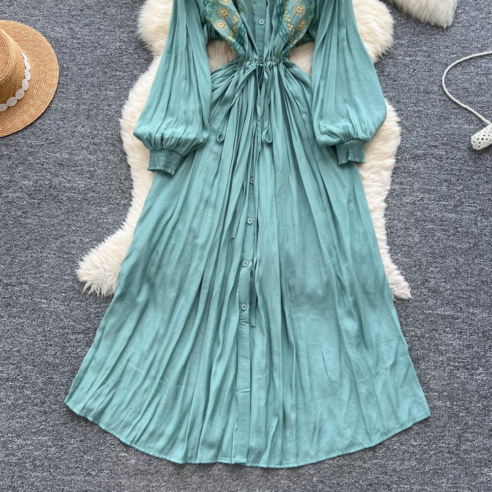 Women's Retro Embroidery Heavy Work Waist Cinching Single Button Ele Long Dress