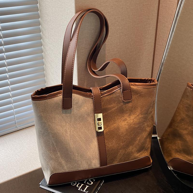 Popular Contrasting Bags for Women's New Retro Handbags for Women's High End Shoulder Bags for Large Capacity